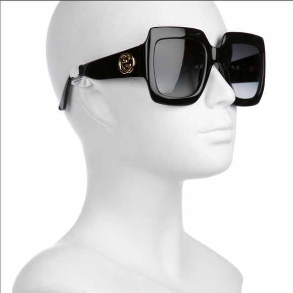 Gucci Accessories - Gucci glasses